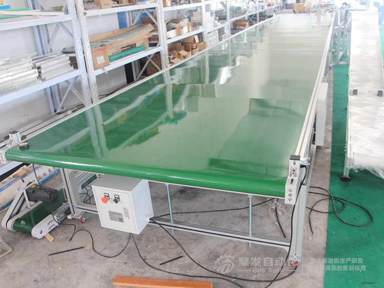 1500W10000L標(biāo)準(zhǔn)大線結(jié)構(gòu)皮帶輸送機(jī) 1500W10000L標(biāo)準(zhǔn)大線結(jié)構(gòu)皮帶輸送機(jī)