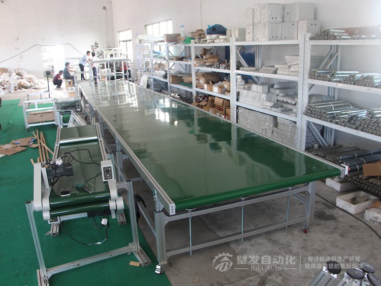 1500W10000L標(biāo)準(zhǔn)大線結(jié)構(gòu)皮帶輸送機(jī) 1500W10000L標(biāo)準(zhǔn)大線結(jié)構(gòu)皮帶輸送機(jī)