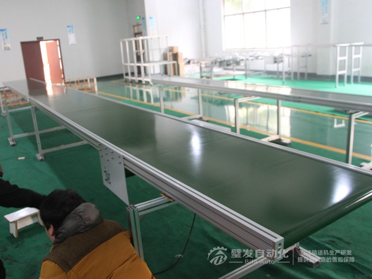 標(biāo)準(zhǔn)大線結(jié)構(gòu)皮帶機(jī) 標(biāo)準(zhǔn)大線結(jié)構(gòu)皮帶機(jī)