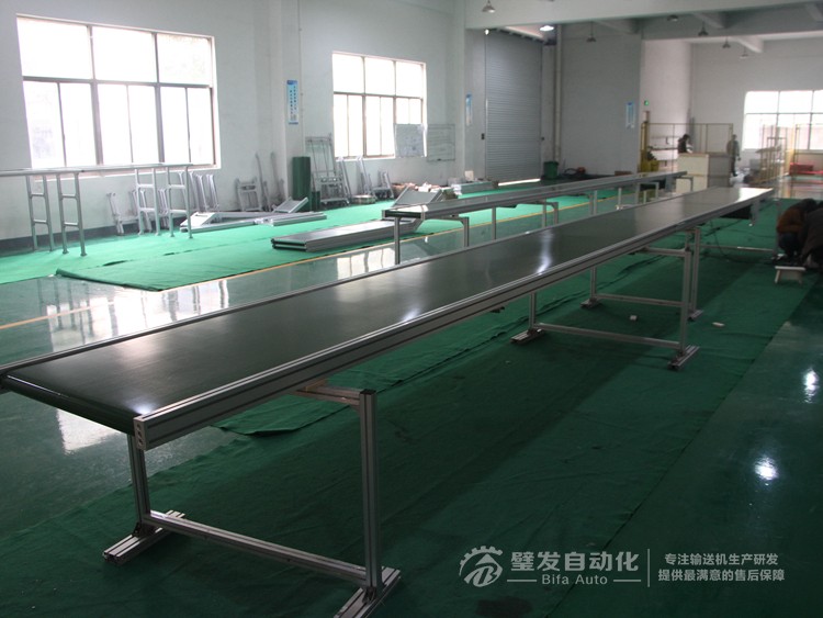 標(biāo)準(zhǔn)大線結(jié)構(gòu)皮帶機(jī) 標(biāo)準(zhǔn)大線結(jié)構(gòu)皮帶機(jī)