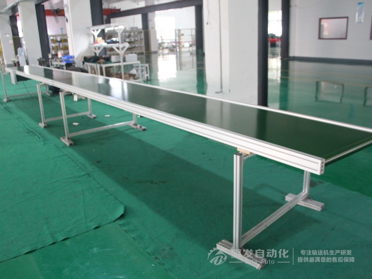 標(biāo)準(zhǔn)大線(xiàn)結(jié)構(gòu)皮帶機(jī)