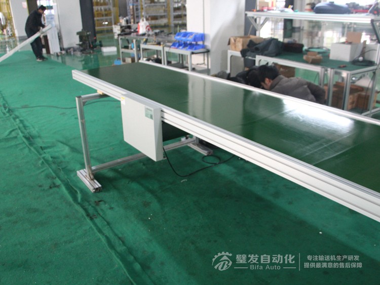 標(biāo)準(zhǔn)大線結(jié)構(gòu)皮帶機(jī) 標(biāo)準(zhǔn)大線結(jié)構(gòu)皮帶機(jī)