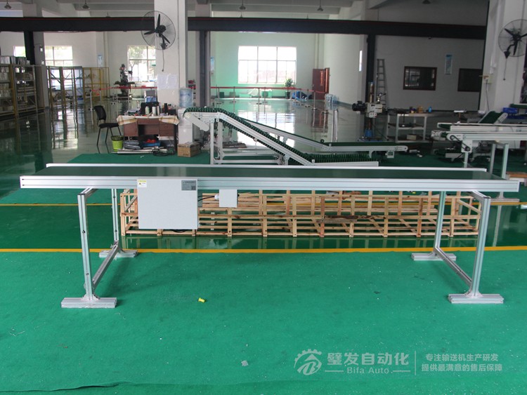 標(biāo)準(zhǔn)大線結(jié)構(gòu)皮帶機(jī) 標(biāo)準(zhǔn)大線結(jié)構(gòu)皮帶機(jī)