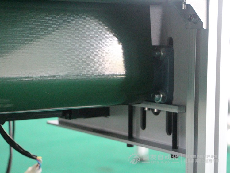 標(biāo)準(zhǔn)大線結(jié)構(gòu)皮帶機(jī) 標(biāo)準(zhǔn)大線結(jié)構(gòu)皮帶機(jī)