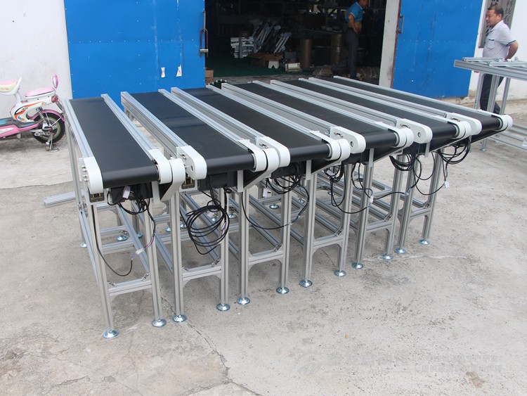 標(biāo)準(zhǔn)小型皮帶輸送機(jī) 標(biāo)準(zhǔn)小型皮帶輸送機(jī)