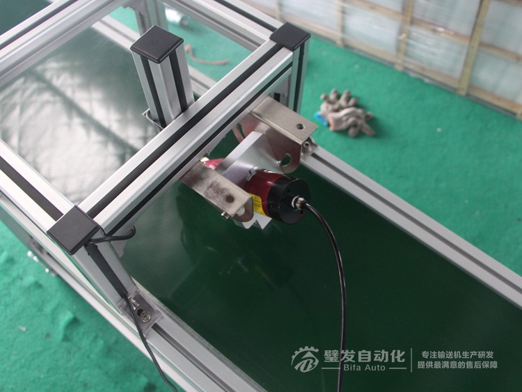 小型皮帶輸送機(jī) 小型皮帶輸送機(jī)