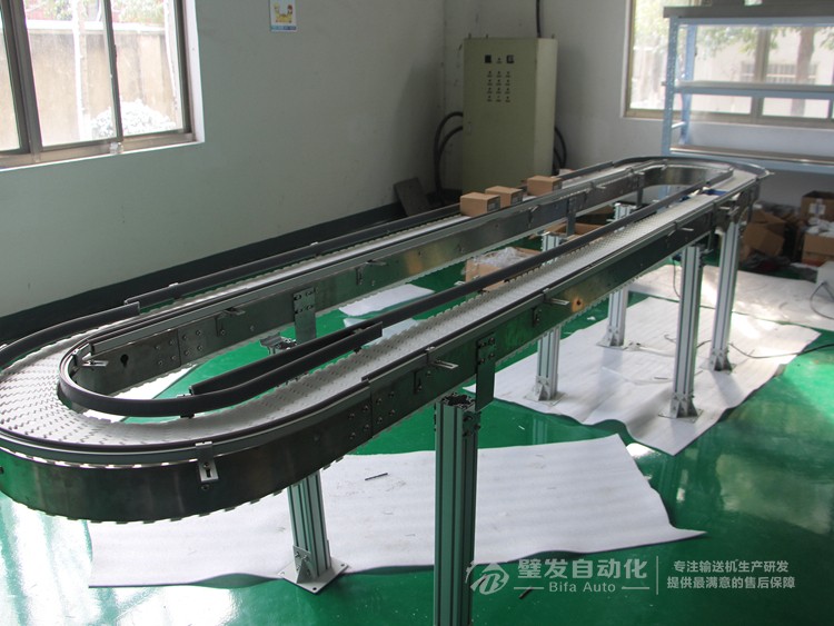 龍骨鏈板輸送機(jī) 龍骨鏈板輸送機(jī)