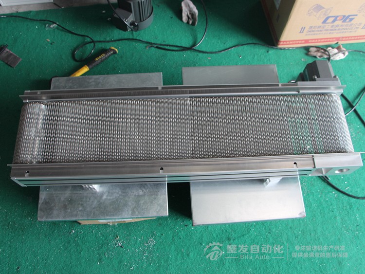 小型型材結(jié)構(gòu)不銹鋼網(wǎng)鏈輸送機(jī) 小型型材結(jié)構(gòu)不銹鋼網(wǎng)鏈輸送機(jī)