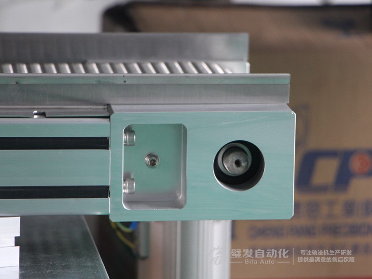 小型型材結(jié)構(gòu)不銹鋼網(wǎng)鏈輸送機(jī) 小型型材結(jié)構(gòu)不銹鋼網(wǎng)鏈輸送機(jī)