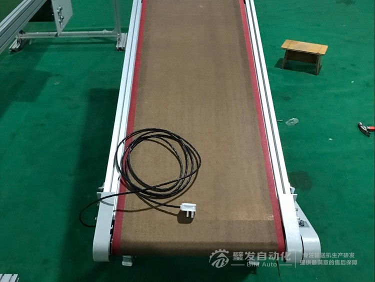 特佛龍網(wǎng)帶爬坡輸送機(jī) 特佛龍網(wǎng)帶爬坡輸送機(jī)