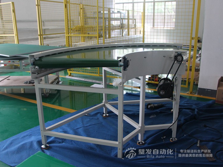 標(biāo)準(zhǔn)90度皮帶轉(zhuǎn)彎機(jī) 標(biāo)準(zhǔn)90度皮帶轉(zhuǎn)彎機(jī)