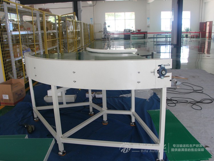 標(biāo)準(zhǔn)90度皮帶轉(zhuǎn)彎機(jī) 標(biāo)準(zhǔn)90度皮帶轉(zhuǎn)彎機(jī)