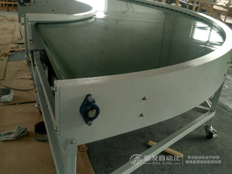 180度轉(zhuǎn)彎機(jī) 180度轉(zhuǎn)彎機(jī)