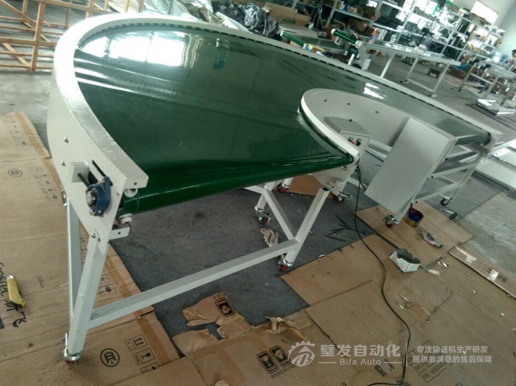 180度轉(zhuǎn)彎機(jī) 180度轉(zhuǎn)彎機(jī)