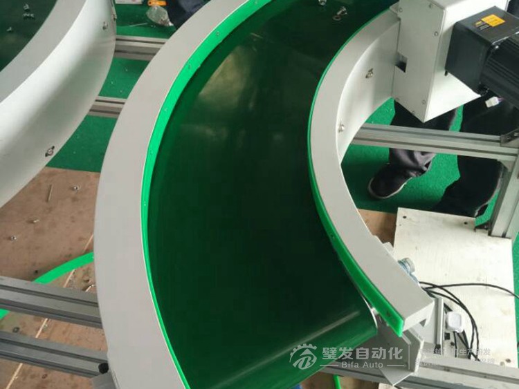 小型轉(zhuǎn)彎機 小型轉(zhuǎn)彎機